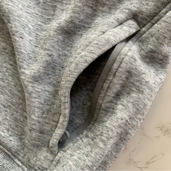 Fabletics The Go-To 1/4 Zip Sweatshirt Classic Grey Heather Zip Pockets | Large - Picture 7 of 7